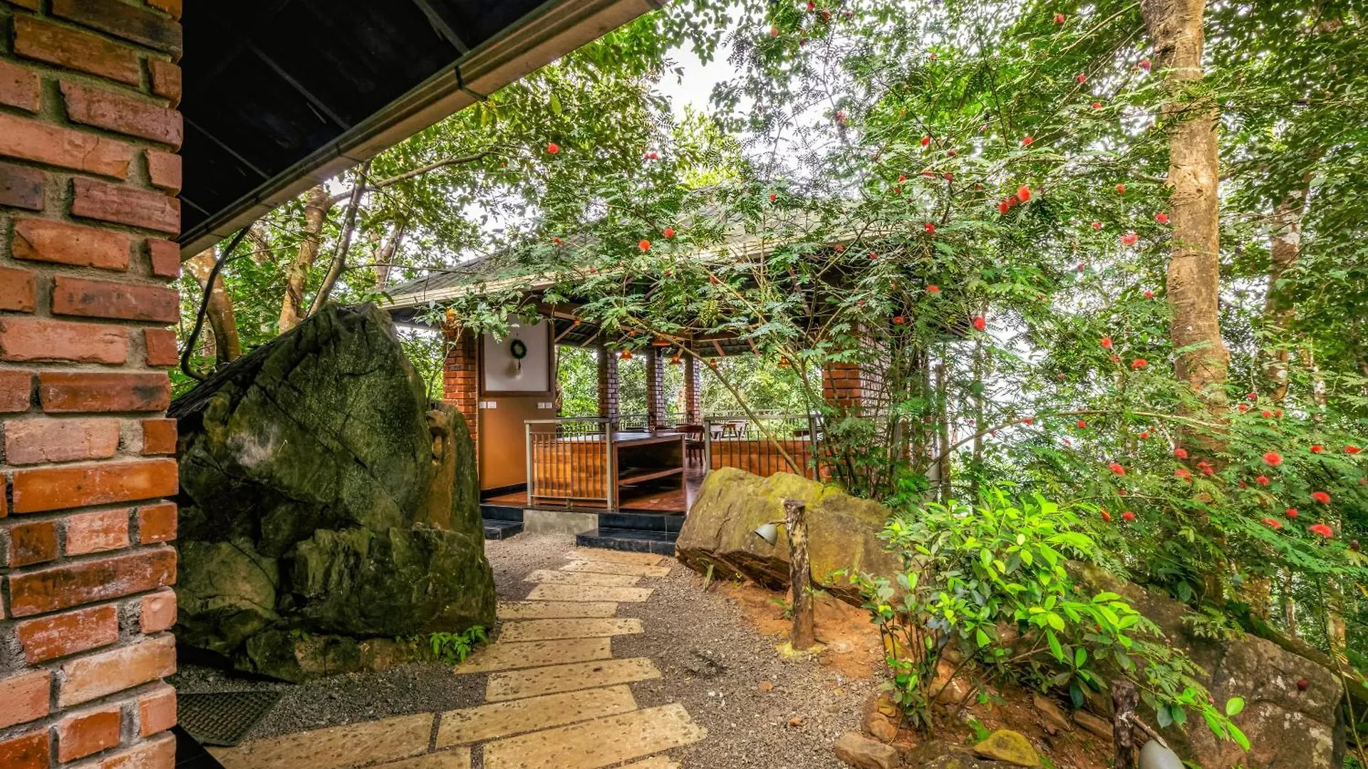 Chembarathi Wayanad Boutique Resort Vaduvanchal