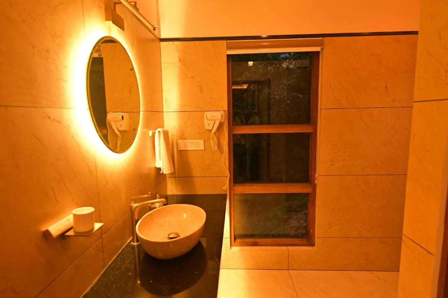Chembarathi Wayanad Boutique Resort Vaduvanchal